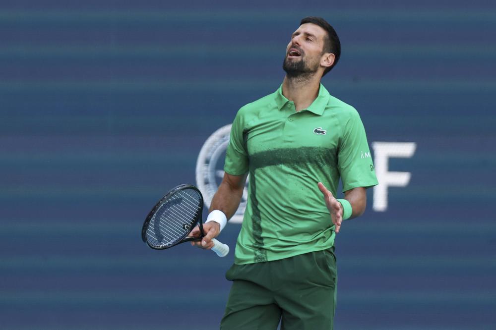 意大利裁判马萨执法巴萨对法兰克福，此前他从未执法巴萨比赛